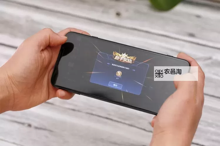 微乐卧龙辅助神器：提升游戏体验的最佳助力工具图1