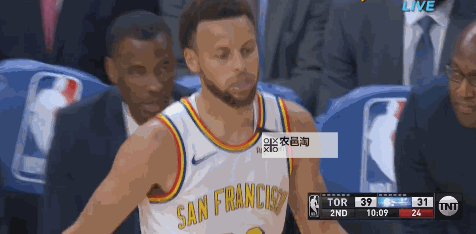 德约科维奇与卢布列夫激战现场:最新比赛动态解析图1