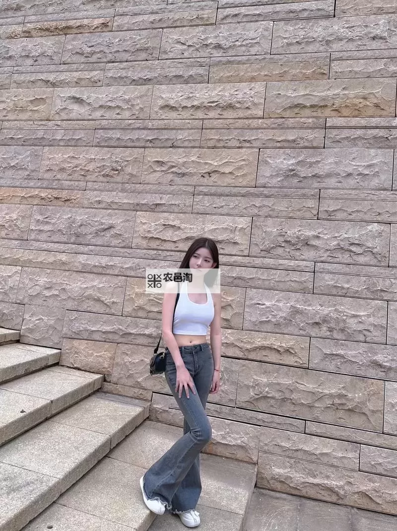 探索魅力无限:91情人九色的唯美体验图1