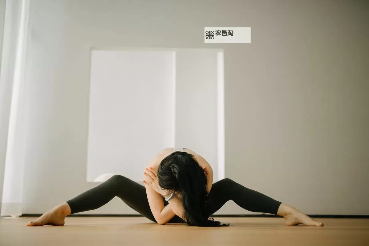 瑜伽教练3这手温可以吗:解析手部温度对瑜伽练习的影响图1