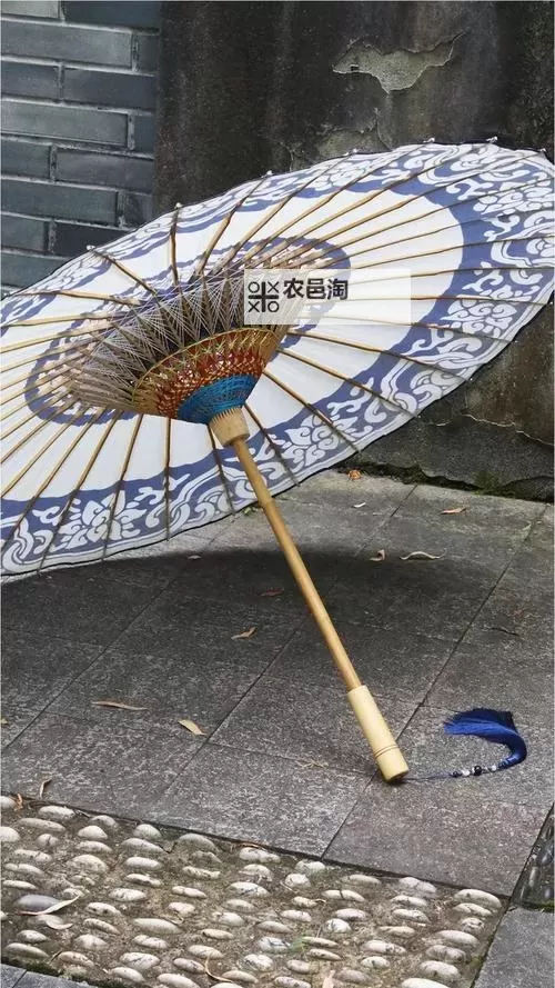 哪位神仙的法器是伞:揭秘传说中的神奇法宝图1