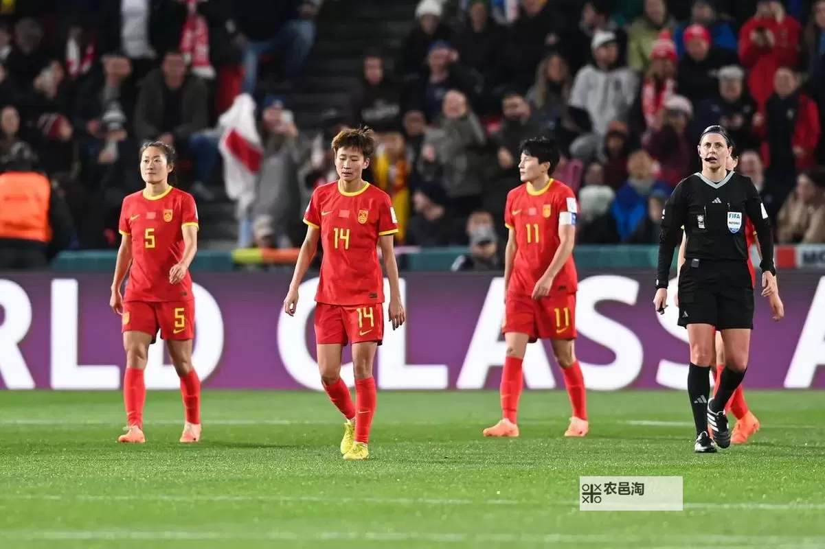 中国女足1比6英格兰女足:惨痛失利引发反思图1
