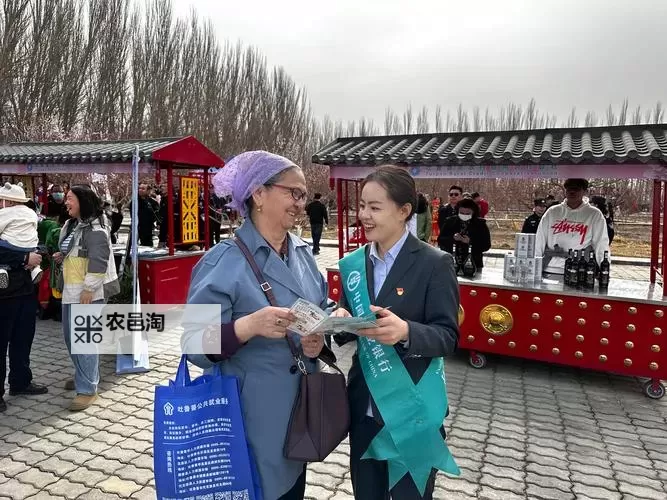 《中国梦之声第一季:才华与梦想的华丽绽放》图1