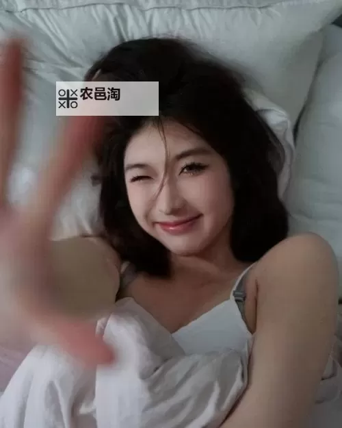 探秘综合网婷婷:她的故事与魅力揭秘图1