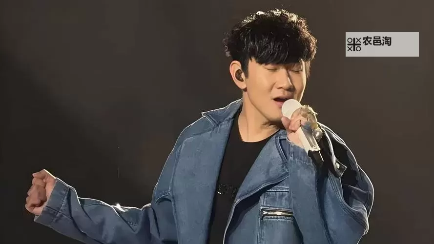 探索激情电影五月天:青春与梦想的影院盛宴图1