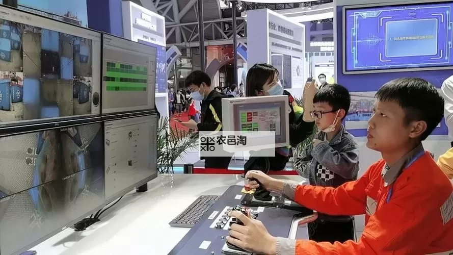 在办公室捡到老师的遥控器:意想不到的发现与故事图2