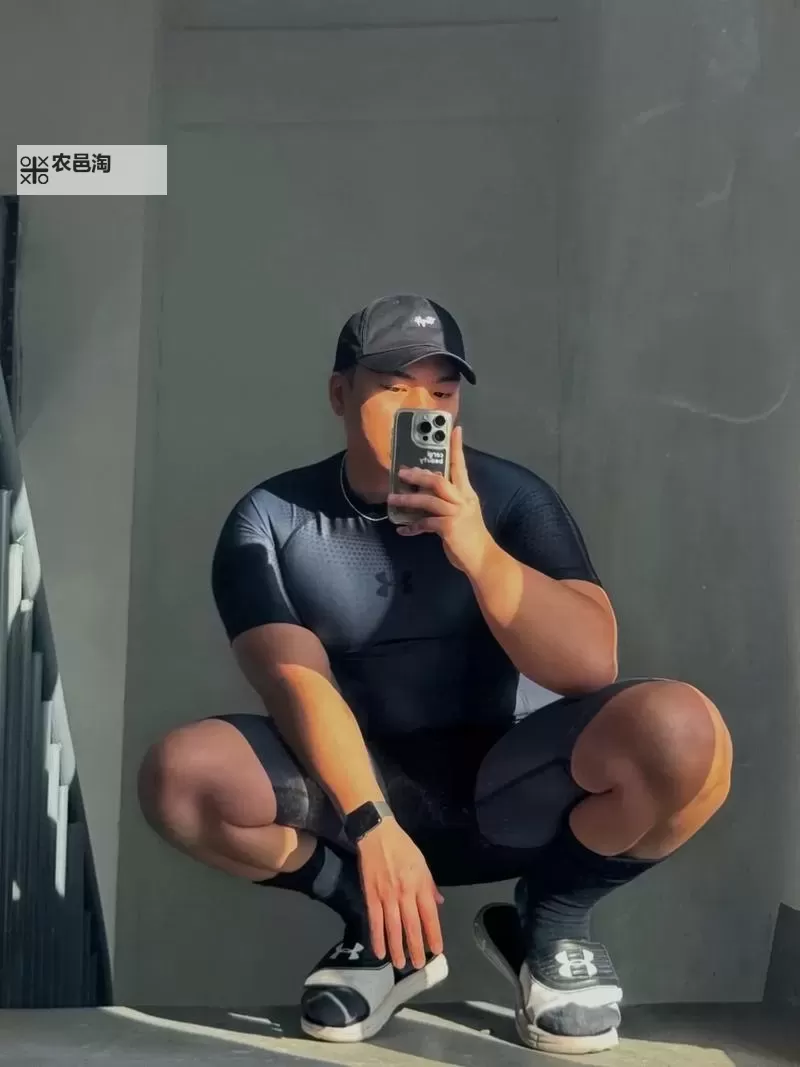 中国小鲜肉巨大2023GARY:年度最震撼新人崛起新纪元图1