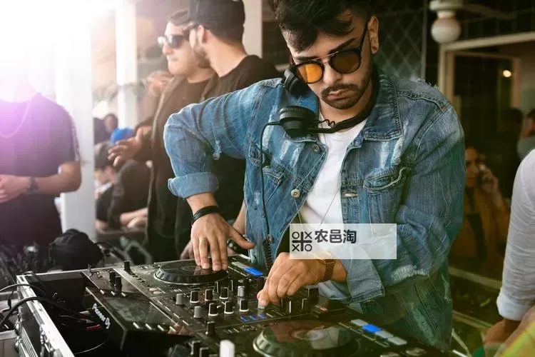 午夜DJ高清免费观看:畅享夜晚音乐盛宴图1