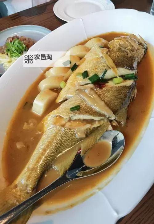 探索正大广场的美食天堂：不容错过的美味盛宴图1