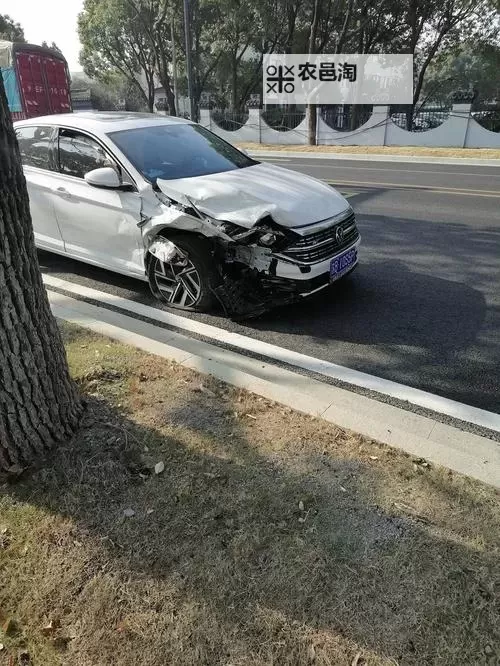 走一下就往里撞一下:瞬间行动的冲动与后果图1