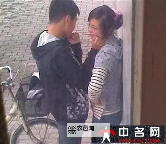 最新综合野战在线视频免费观看平台推荐:高清无忧尽享精彩 contenido图1