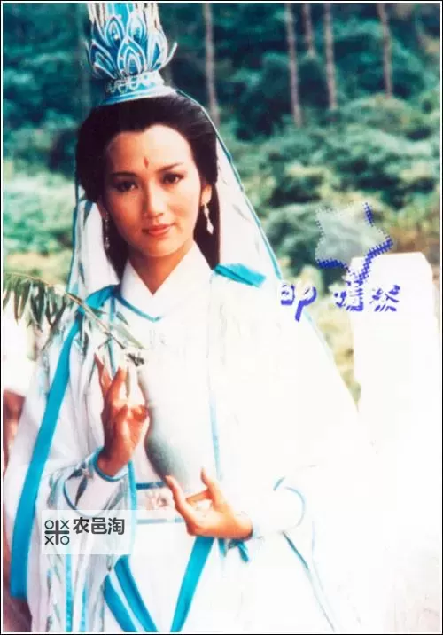赵雅芝饰观世音菩萨：慈悲与善良的完美演绎图1