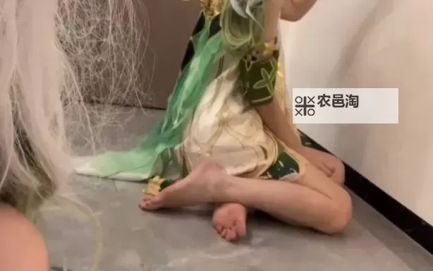 纳西妲腿法娴熟脚法精彩在线观看，尽享视觉盛宴图1