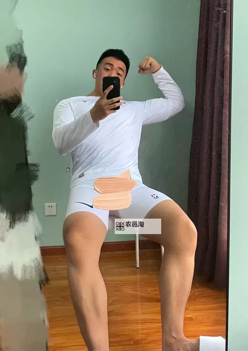 探索精彩内容:国产China小帅哥Gary网站全揭示图1