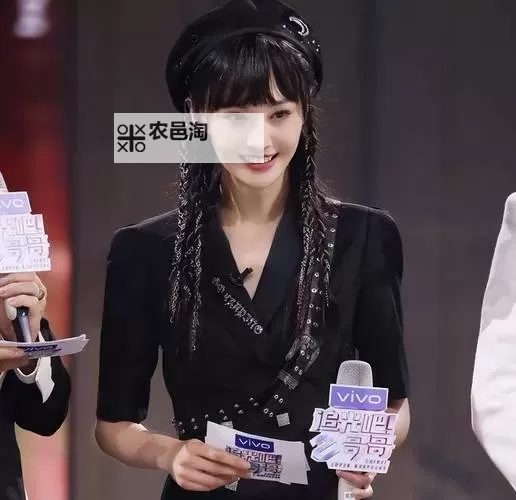 郑爽直播回放全辑:回顾明星风采与精彩瞬间图1