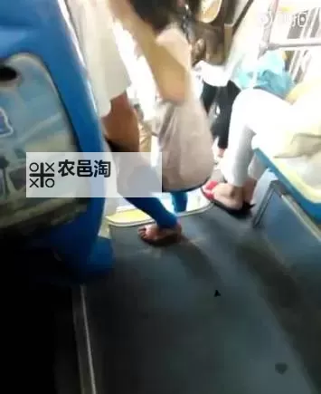 关于“变态摸腿作文”的探讨与反思图1