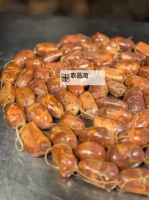 最爱吃爹地的大香肠:一段童年的香气与秘密图1